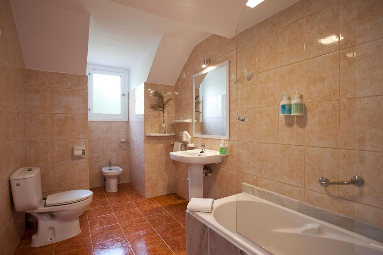 Apartamentos Cala Murada Tennis Exteriör bild