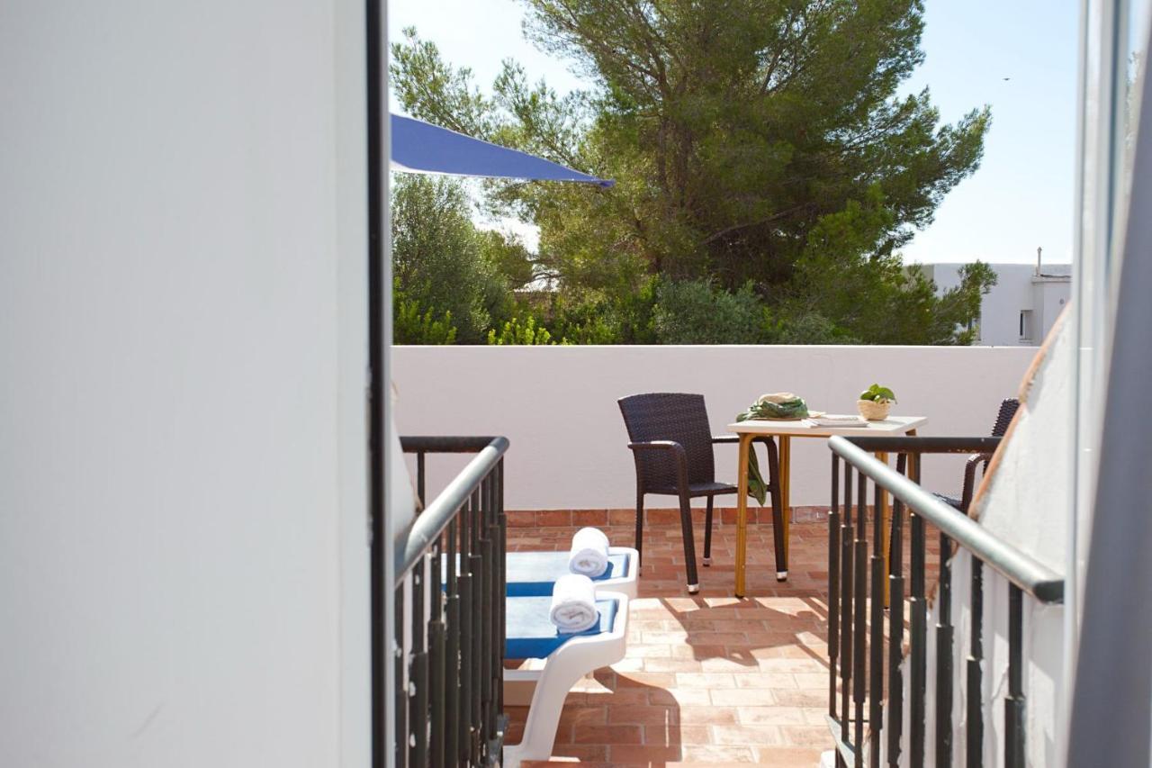 Apartamentos Cala Murada Tennis Exteriör bild