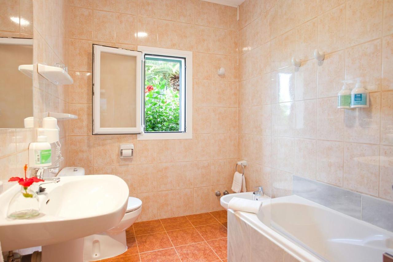 Apartamentos Cala Murada Tennis Exteriör bild