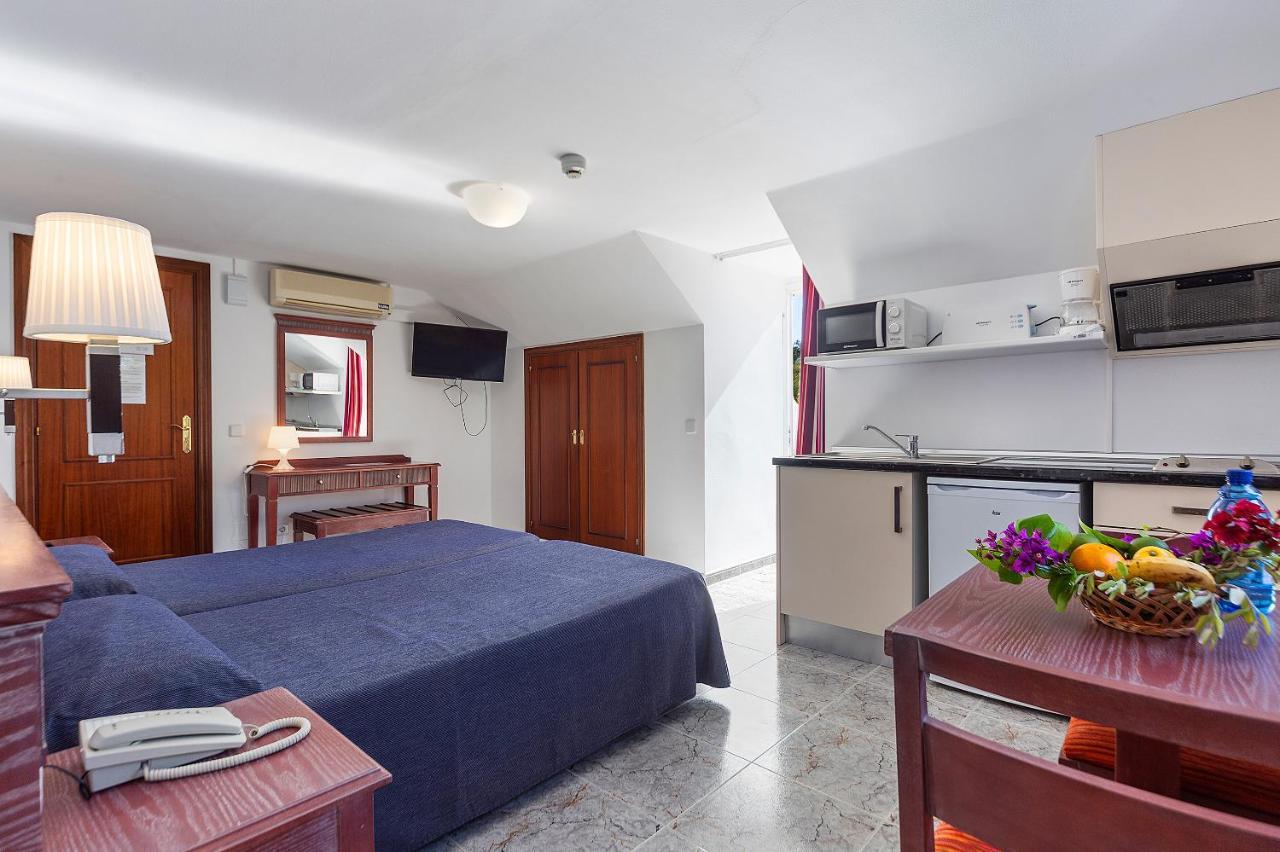 Apartamentos Cala Murada Tennis Exteriör bild