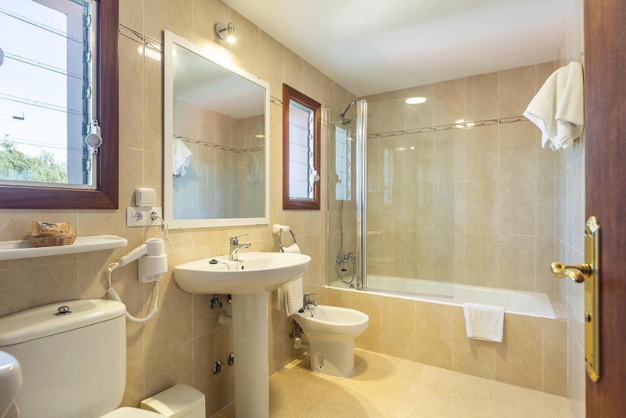 Apartamentos Cala Murada Tennis Exteriör bild